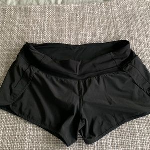 Lululemon black short